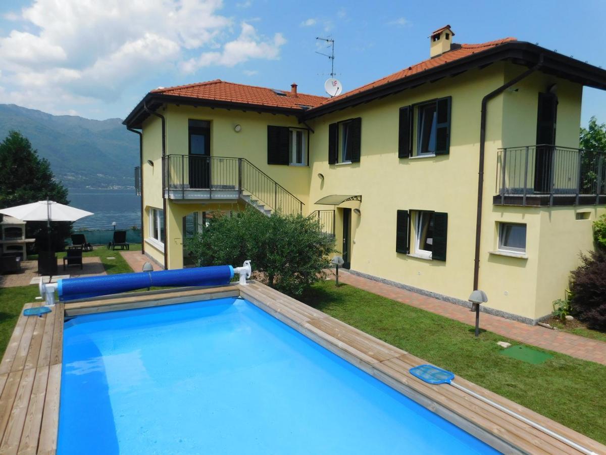 Villa Haus Am See Porto Valtravaglia Exterior foto