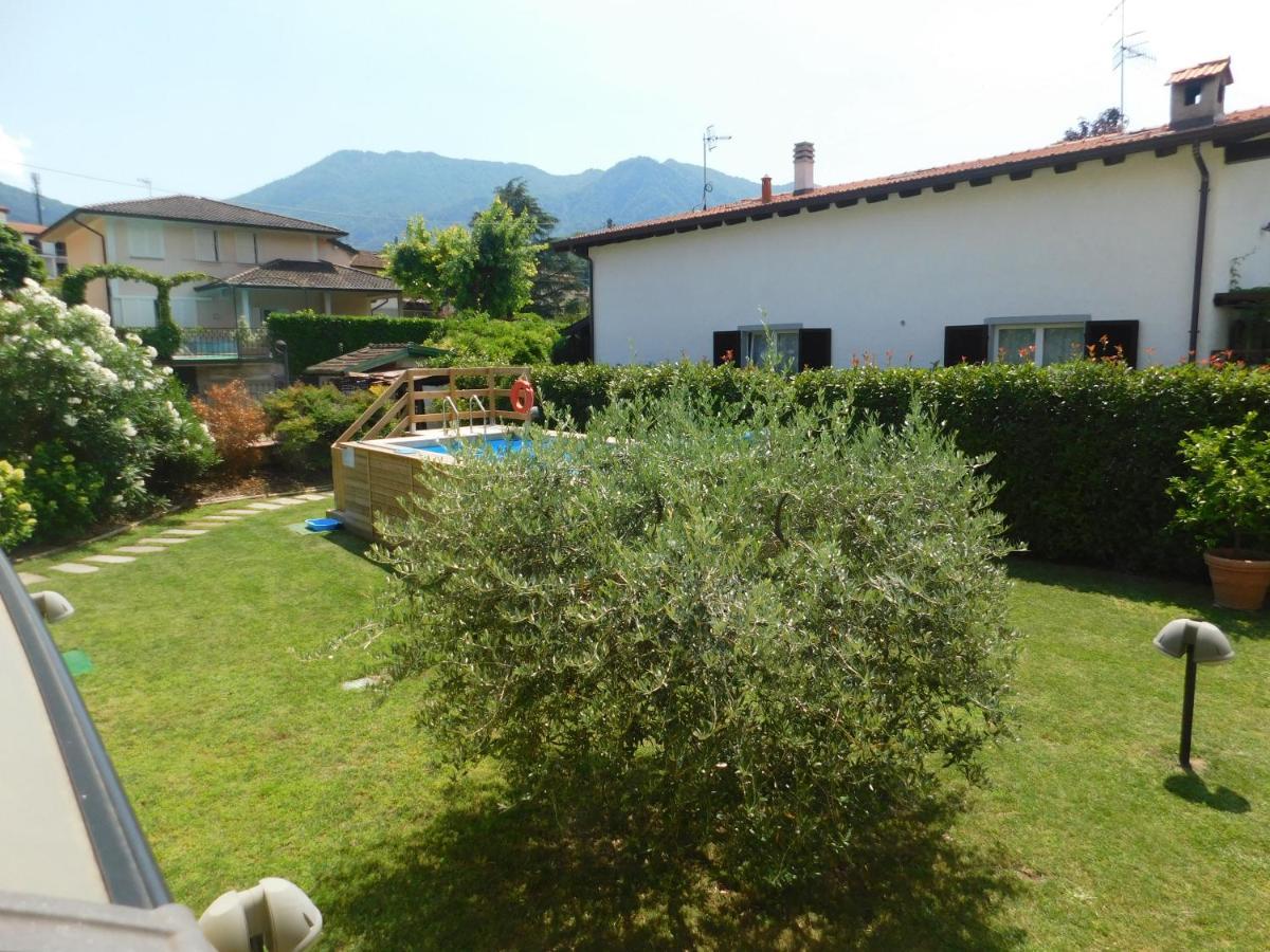 Villa Haus Am See Porto Valtravaglia Exterior foto